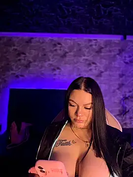 Snapshot of Megaan__More chatting on January 2026 01:19:01 AM Megaan More online show from January 2026 01:19:01 AM