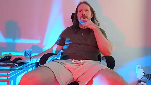 Snapshot of AlbinoAdonis chatting on September 2025 09:16:02 PM AlbinoAdonis online show from September 2025 09:16:02 PM