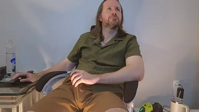 AlbinoAdonis online show from April 2026 02:27:02 AM