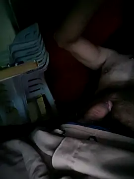 Snapshot of Deyvid184 chatting on December 2025 10:53:02 AM Deyvid184 online show from December 2025 10:53:02 AM