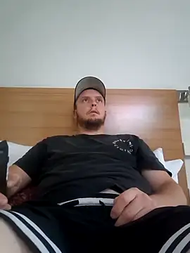 rexcherry69 online show from February 2026 01:27:01 AM