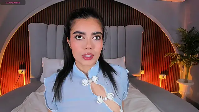 Isabellax21 online show from July 2026 04:18:01 AM