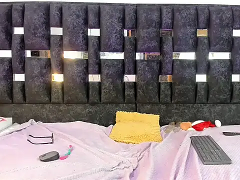 Snapshot of Kimberly_TaylorX chatting on December 2025 09:03:01 AM Kimberly TaylorX online show from December 2025 09:03:01 AM