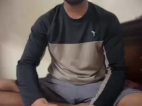 bossyjuicy online show from May 2026 05:51:02 PM