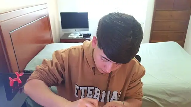 tightncuteass online show from September 2025 07:05:01 PM