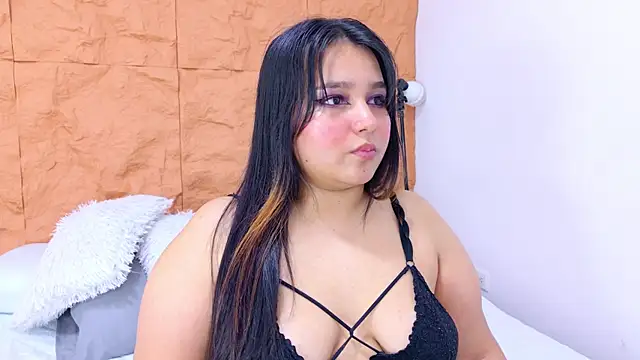 IvannaaVega online show from May 2026 05:01:02 AM