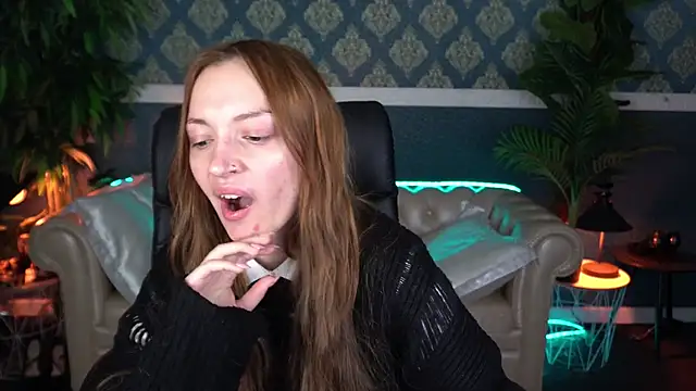 FoxyMayy online show from April 2026 04:20:02 PM