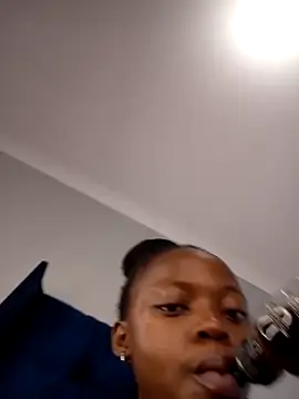 Snapshot of BlackberriesXxx chatting on February 2026 01:09:02 PM BlackberriesXxx online show from February 2026 01:09:02 PM