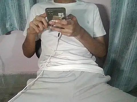 Snapshot of ash706339 chatting on September 2025 05:46:01 PM ash706339 online show from September 2025 05:46:01 PM