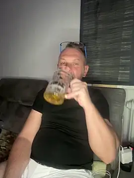 niezlomny75 online show from September 2025 07:26:02 PM