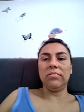 Snapshot of vanessa-titisM chatting on April 2026 03:35:02 PM vanessa-titisM online show from April 2026 03:35:02 PM
