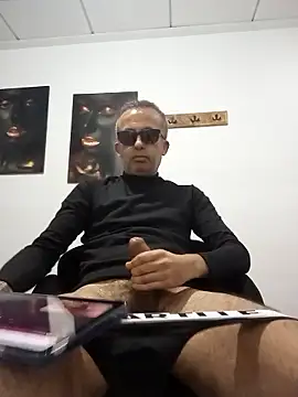 EmilioTaladdro online show from January 2026 09:15:02 AM