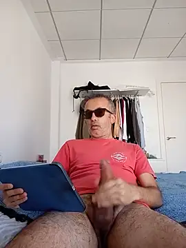 EmilioTaladdro online show from May 2026 11:18:01 AM