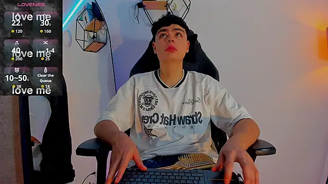 Im Juaniito online show from September 2025 01:27:01 AM