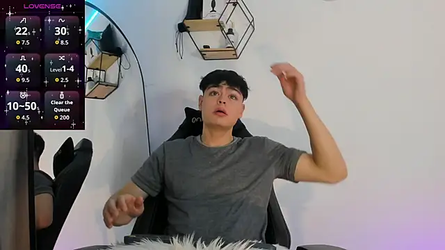 Im Juaniito online show from September 2025 01:07:02 AM