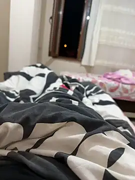 LAZ3R1 online show from September 2025 08:02:01 PM