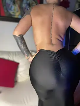 Snapshot of GabyMejiaa chatting on February 2026 09:30:01 PM GabyMejiaa online show from February 2026 09:30:01 PM