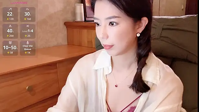 miss-lin online show from April 2026 02:13:02 PM