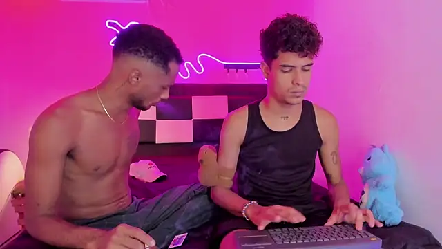 Lucky boys  X online show from December 2025 02:55:01 PM