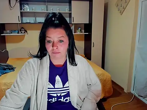 Soffy Skye online show from April 2026 04:54:02 AM