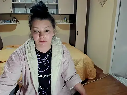 Soffy Skye online show from May 2026 02:52:02 AM