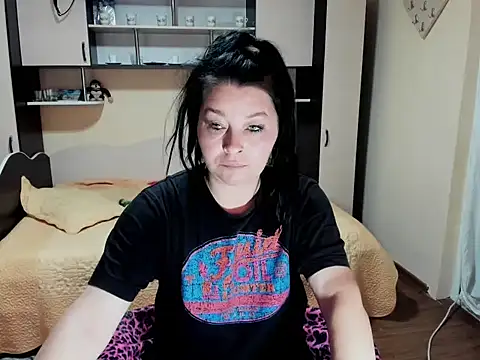 Soffy Skye online show from May 2026 04:52:01 AM