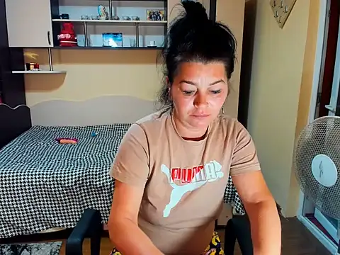 Soffy Skye online show from July 2026 04:39:02 AM