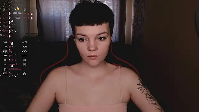 Snapshot of KrisNeal chatting on December 2025 09:13:02 AM KrisNeal online show from December 2025 09:13:02 AM