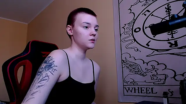 Snapshot of KrisNeal chatting on February 2026 08:51:01 AM KrisNeal online show from February 2026 08:51:01 AM