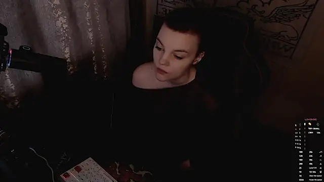 Snapshot of KrisNeal chatting on February 2026 09:05:01 AM KrisNeal online show from February 2026 09:05:01 AM