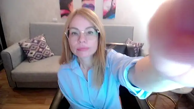 Snapshot of shy_hot_cat chatting on September 2025 08:15:01 AM shy hot cat online show from September 2025 08:15:01 AM