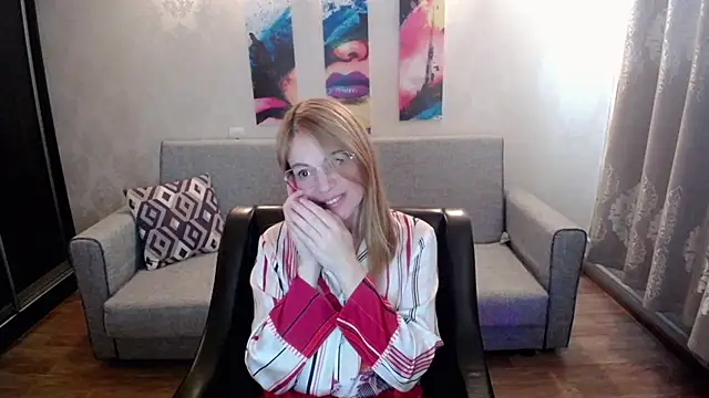 Snapshot of shy_hot_cat chatting on September 2025 09:12:01 AM shy hot cat online show from September 2025 09:12:01 AM