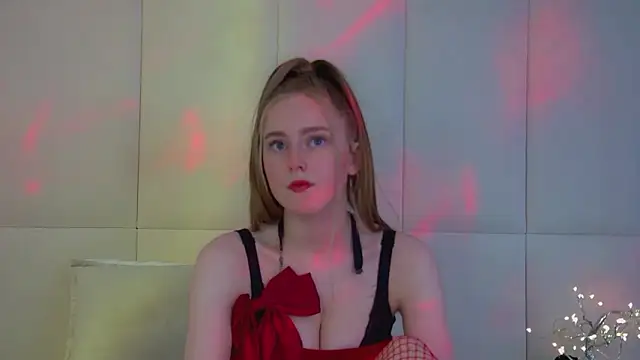 Snapshot of LexiBookwell chatting on February 2026 06:32:02 AM LexiBookwell online show from February 2026 06:32:02 AM