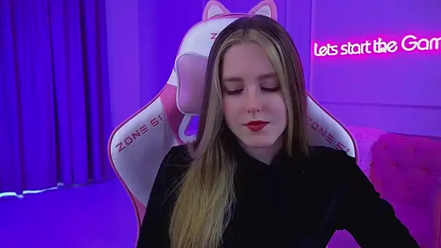 Snapshot of LexiBookwell chatting on February 2026 06:31:02 AM LexiBookwell online show from February 2026 06:31:02 AM