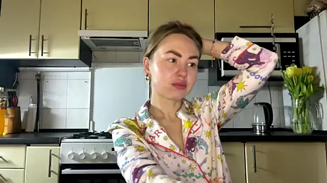 MartaLuna  online show from March 2026 09:21:01 PM