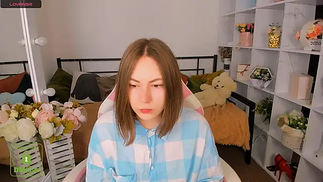 Elma Lily online show from February 2026 07:50:01 AM