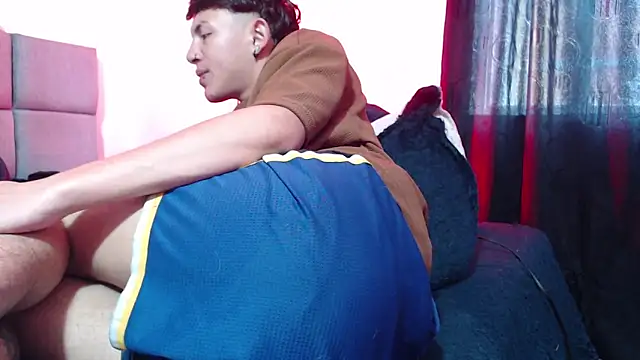 NaytonFreeman online show from December 2025 12:54:01 PM