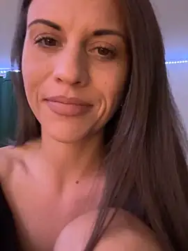 Snapshot of ScarlettNoirr chatting on March 2026 08:15:02 PM ScarlettNoirr online show from March 2026 08:15:02 PM