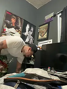 busnfatnutsLildee online show from April 2026 08:31:02 AM