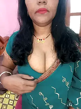 Snapshot of KannadaTamilTeluguBeauty chatting on April 2026 09:37:01 AM KannadaTamilTeluguBeauty online show from April 2026 09:37:01 AM