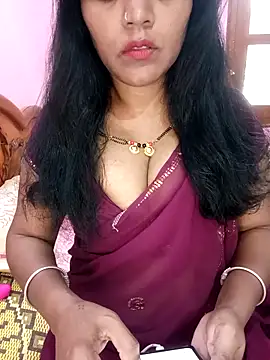 Snapshot of KannadaTamilTeluguBeauty chatting on April 2026 10:29:01 AM KannadaTamilTeluguBeauty online show from April 2026 10:29:01 AM