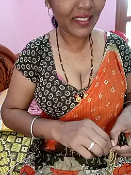 Snapshot of KannadaTamilTeluguBeauty chatting on April 2026 09:25:01 AM KannadaTamilTeluguBeauty online show from April 2026 09:25:01 AM