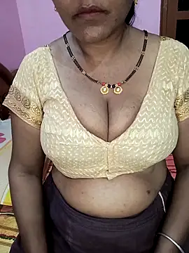 Snapshot of KannadaTamilTeluguBeauty chatting on May 2026 05:40:02 PM KannadaTamilTeluguBeauty online show from May 2026 05:40:02 PM