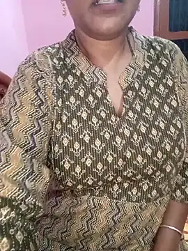 Snapshot of KannadaTamilTeluguBeauty chatting on May 2026 03:28:01 PM KannadaTamilTeluguBeauty online show from May 2026 03:28:01 PM