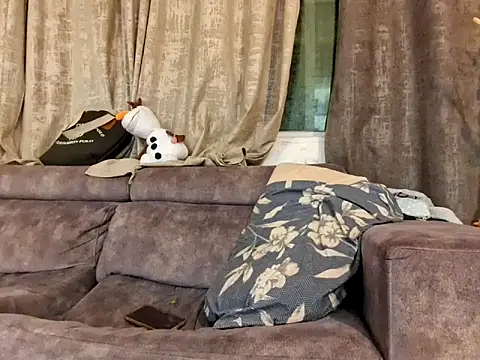 Alexis21821 online show from March 2026 05:08:01 PM