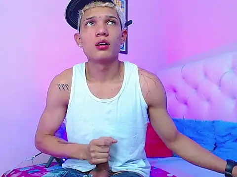 EL VENEZOLANO 22CM online show from November 2025 08:53:02 AM