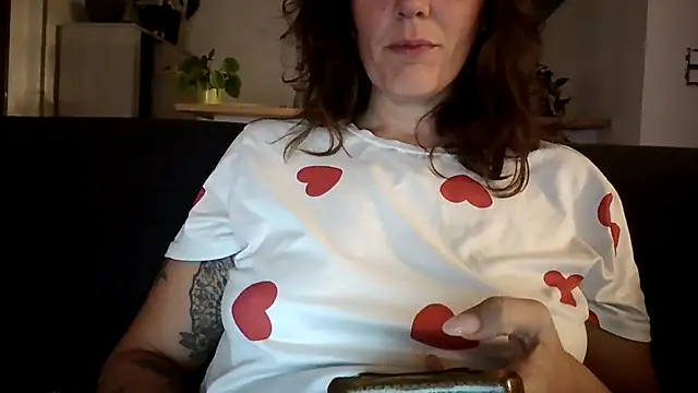 samantaatw online show from September 2025 10:24:01 PM