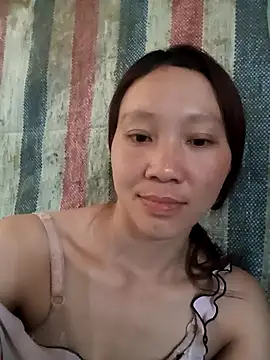 bonnie-00 online show from May 2026 05:13:01 AM