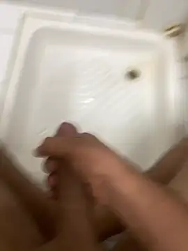 ali  ali210 online show from May 2026 05:21:02 PM