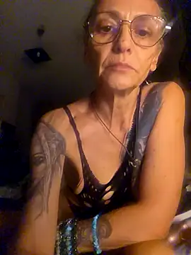 jasonee13 online show from May 2026 03:59:01 AM